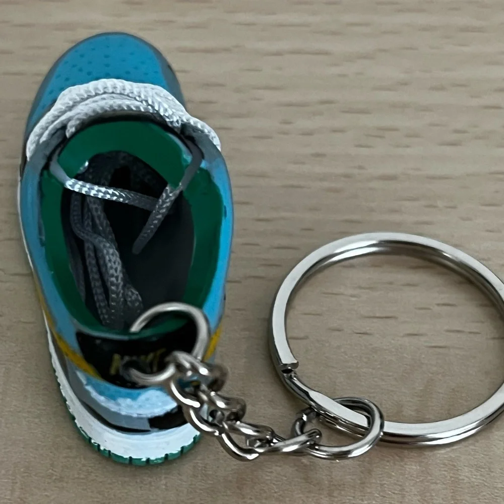 Mini 3D Fashion Chunky Dunky Sneaker Keychain with Box BNIB